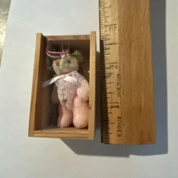 Miniature Jointed Rabbit - Picture 4 of 4